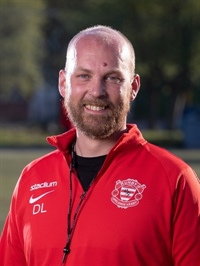 Dennis Lindström